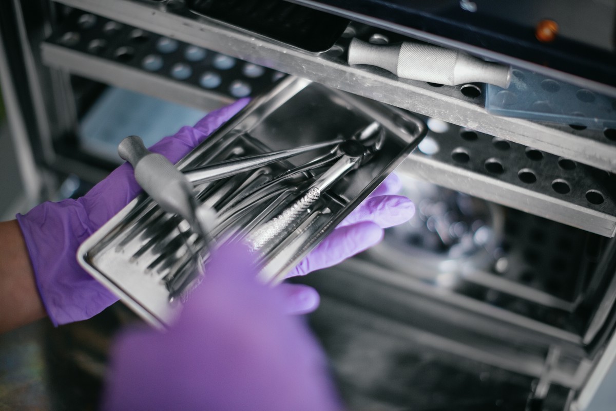 Instalacja sprzętu stomatologicznego - czy wymaga profesjonalnego wsparcia?